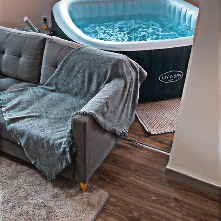 Appartement Cosy Et Chaleureux Avec Jacuzzi Seraing Zewnętrze zdjęcie